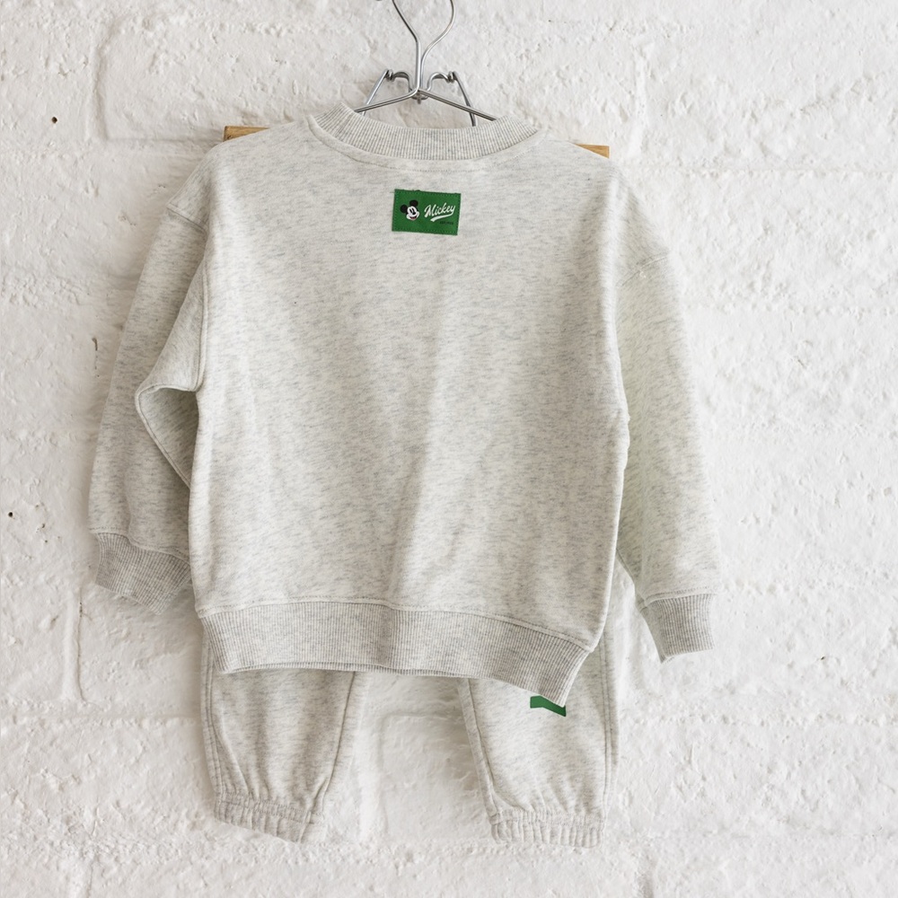 Disney Mickey Mouse Gray Kids Sweatshirt - Size 2T - NWT - Picture 4 of 8